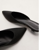Dakota court kitten heel shoe in black satin